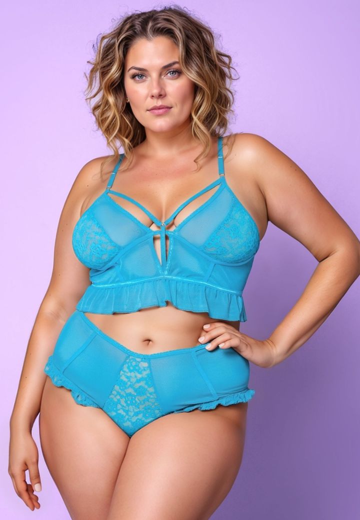 Dark In Love set: ruffles and high-waist briefs